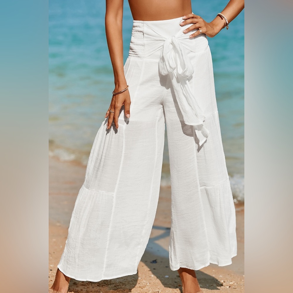 #94 So Chic White Pants